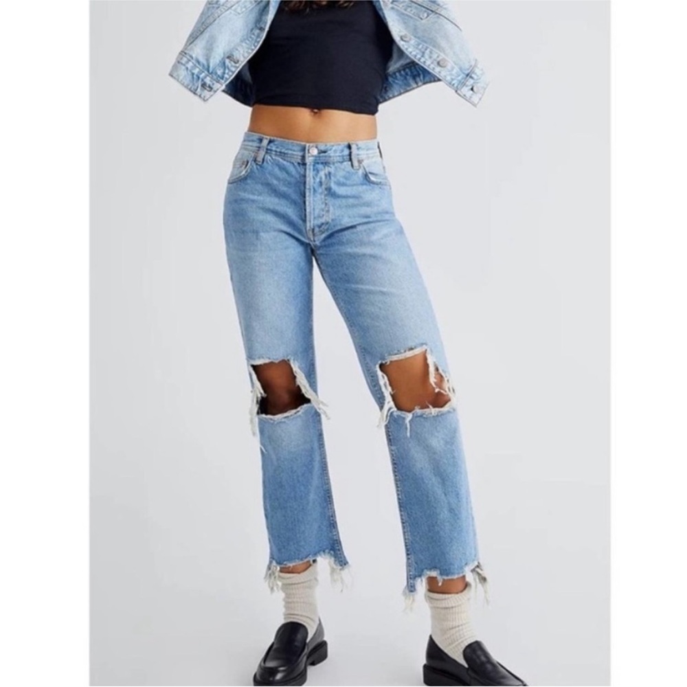 Free People Distressed Mom Maggie Jeans Size 28